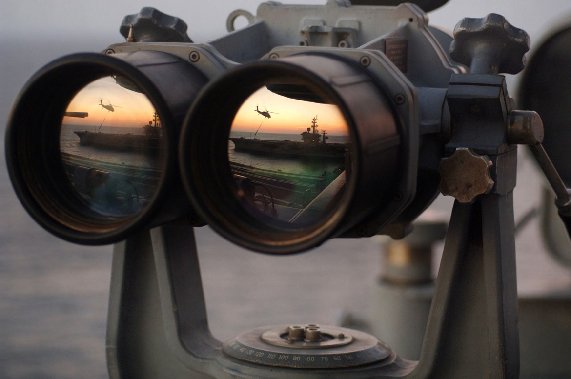 Navy_binoculars